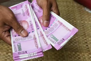 Interest Rate: કેન્દ્ર સરકાર 24 કરોડ લોકોને મોટી ભેટ આપી શકે છે, આ યોજનાના વ્યાજ દર વધી શકે છે