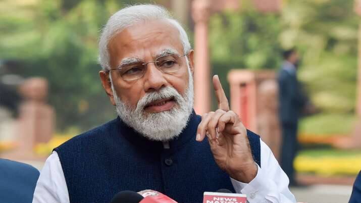 देशभर में फैली कोरोना महामारी की वजह से वित्त मंत्रालय ने मई 2020 में डीए बढ़ोतरी को 30 जून 2021 तक के लिए रोक दिया था. 1 जुलाई 2021 से इसको फिर से बहाल करने की बात कही गई थी.