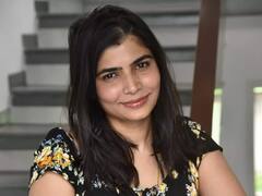 Chinmayi on Covid| ”ஷப்பா டேய் கோவிட்.. புரளியும் பரப்பாதீங்க.. கோவிட்டையும் பரப்பாதீங்க..” சின்மயி கலாய் ஸ்டேட்டஸ்