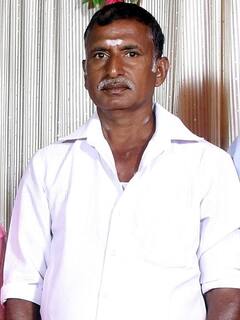 பொங்கல் செலவுக்கு பணம் தராததால் சித்தப்பா மண்வெட்டியால் அடித்து கொலை
