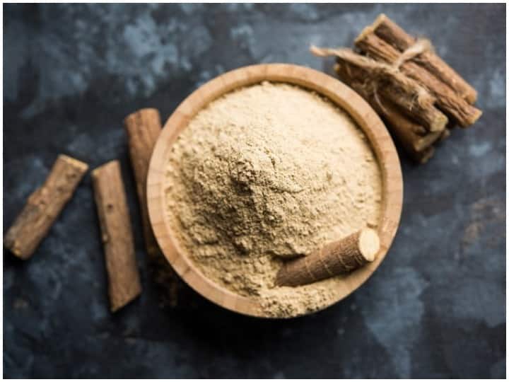 Health Tips: Covid-19 के दौरान गले की खराश से हैं परेशान? तो ये देसी नुस्खे आएंगे काम Health Tips, Follow these Home Remedies to relieve sore throat during Covid-19 And Home Remedies for sore Throat And Omicron Variant Alert Health Tips: Covid-19 के दौरान गले की खराश से हैं परेशान? तो ये देसी नुस्खे आएंगे काम