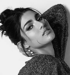 Alizeh Agnihotri Photos: Salman Khan की भांजी अलिजेह अग्निहोत्री हैं बेहद ग्लैमरस और स्टाइलिश, नजाकत से लोगों के दिलों पर करती हैं राज