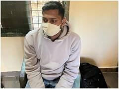 Indore Bribe Case: लोकायुक्त पुलिस के हत्थे चढ़ा पटवारी, सरपंच से मांगी थी एक लाख की रिश्वत