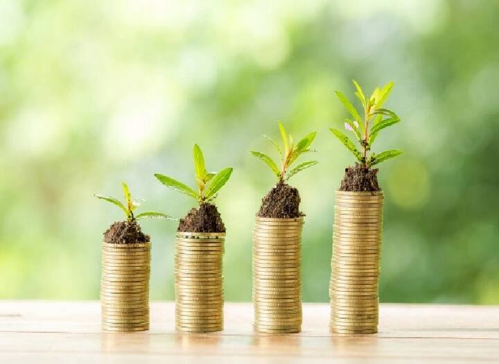 बता दें कि पोस्ट ऑफिस की Public Provident Fund योजना को जिस साल में खाता खुलवाया गया हो उस साल को उन 15 साल में नहीं जोड़ा जाएगा. वह साल 15 सालों से अलग है. (PC: Freepik)