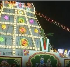 Tirumala Decoration: వైకుంఠ ఏకాదశి పురస్కరించుకుని తిరుమల శ్రీవారి ఆలయం అలంకరణ