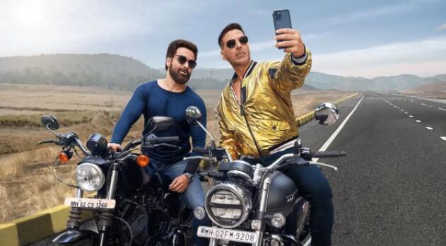 Karan Johar announces new movie Selfiee starring Akshay kumar and Emraan Hashmi Selfiee Movie : Akshay kumar आणि Emraan Hashmi च्या 'सेल्फी'चा फर्स्ट लूक रिलीज, करण जोहरने शेअर केला व्हिडीओ