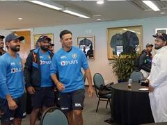 Rahul Dravid Birthday: टीम इंडिया ने कुछ ऐसे मनाया अपने कोच राहुल द्रविड़ का जन्मदिन, शमी ने शेयर की तस्वीरें