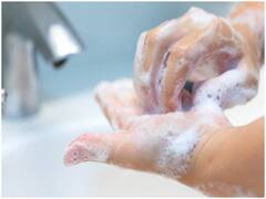 Omicron Variant Alert: Covid-19 के दौरान पब्लिक टॉयलेट इस्तेमाल करते समय इन बातों का रखें ध्यान, नहीं होंगे संक्रमित