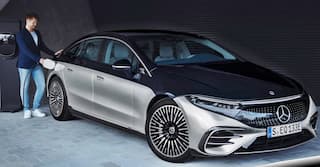 Mercedes Benz EQS: দুর্দান্ত লুকের সঙ্গে দমদার পারফরম্যান্স ! ভারতে তৈরি হবে মার্সিডিজের এই গাড়ি