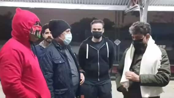 Corona पैर पसारने में जुटा, लेकिन लोग हैं जो समझ ही नहीं रहे ! | Covid In India