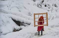 Weather Updates in india : देशभरातील वातावरणात गारवा; कडाक्याच्या थंडीने अनेक विक्रम मोडले