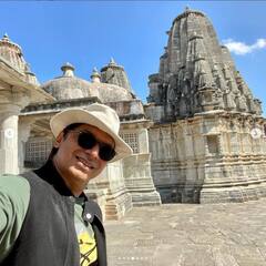 Singer Shaan: উদয়পুরে ছুটি কাটাতে সপরিবারে শান, সোশ্যাল মিডিয়ায় ভাগ করে নিলেন ছবি