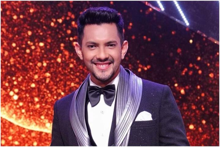 इंडियन आइडल (Indian Idol) के होस्ट रह चुके आदित्य नारायण (Aditya Narayan) ने एक एपिसोड के लिए 2.5 लाख रुपये चार्ज किए थे.