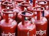 Gas Cylinder Booking: गैस सिलेंडर हो गया है खत्म? इन चार तरीकों से घर बैठे करें बुकिंग