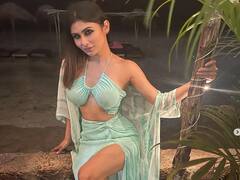 Mouni Roy Marriage: दुल्हन बनने जा रहीं Mouni Roy ने शादी के लिए फाइनल की ये डेट, पढ़ें पूरी डिटेल्स