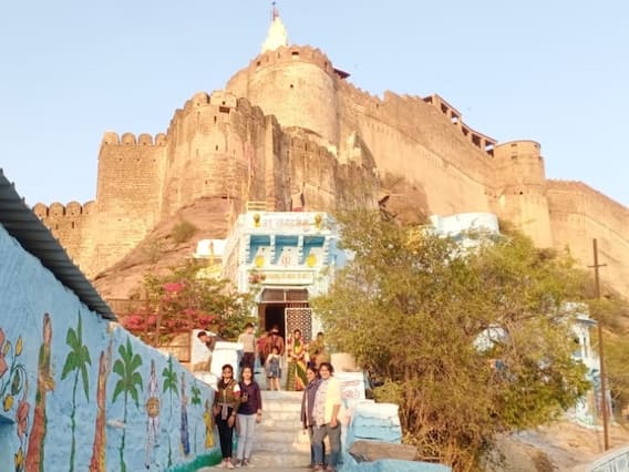 Jodhpur: जोधपुर में भी है ज्वाला मां का मंदिर, जानिए मंदिर की खासियत और मान्यता Jodhpur: जोधपुर में भी है ज्वाला मां का मंदिर, जानिए मंदिर की खासियत और मान्यता