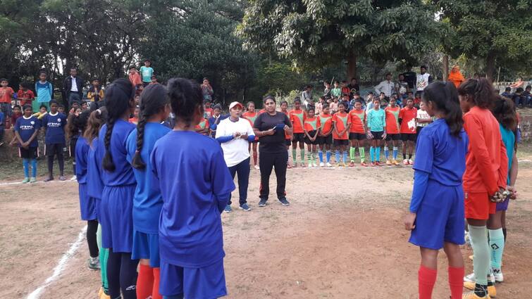 EXCLUSIVE: Ananda Marga Pracaraka Samgha set up a football academy in the tribal area of Purulia EXCLUSIVE: পুরুলিয়ার প্রত্যন্ত অঞ্চলে ফুটবল অ্যাকাডেমি, পাশে থাকার আশ্বাস ইস্টবেঙ্গলের