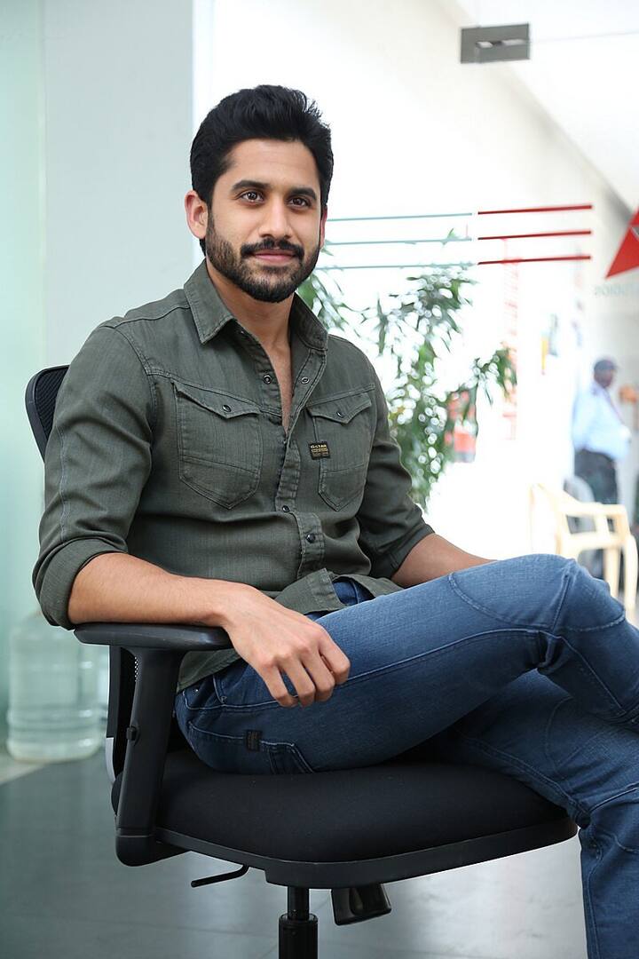 సూపర్ డూపర్ హిట్ 'సోగ్గాడే చిన్ని నాయనా'కు సీక్వెల్ గా 'బంగార్రాజు' సినిమాను తెరకెక్కించారు.