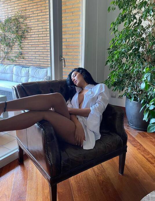 The actor shared a series of three pictures taken by her Spanish boyfriend, whom she also tagged in the caption.