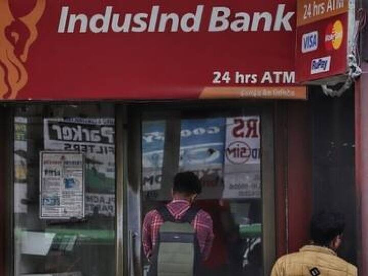 इंडसइंड बैंक (IndusInd Bank) भी सीनियर सीटिजन को लुभाने के लिए कई खास तरह के ऑफर्स देता है. बैंक में पैसे जमा करने पर 6.5 फीसदी ब्याज दर मिलता है.