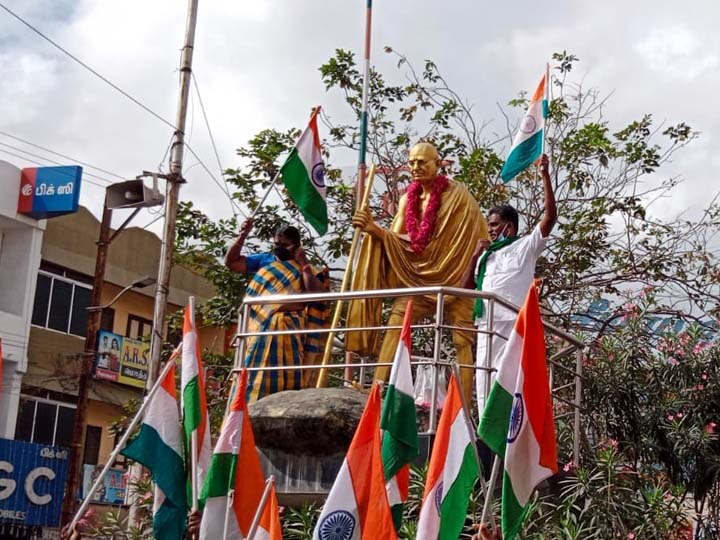 விவசாயத்திற்கு  தனி  மத்திய பட்ஜெட் வேண்டும் - பிள்ளையாருக்கு தேங்காய் உடைத்து காந்தி சிலையிடம் விவசாயிகள்மனு