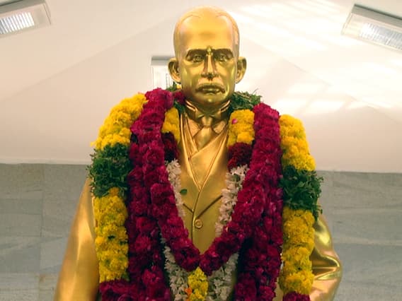 பென்னிகுவிக்கின் பிறந்த நாள் விழாவை, அரசு விழாவாக கொண்டாடுவது குறித்து அறிவிப்பு வராதது ஏன்? - விவசாயிகள் கேள்வி