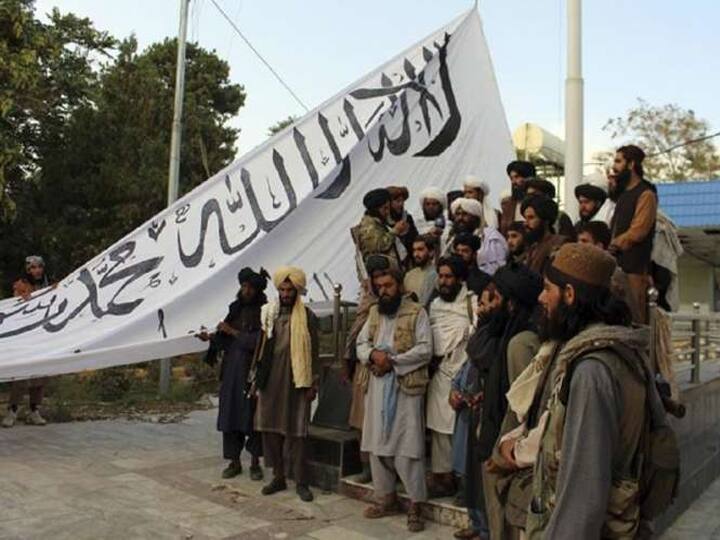 Countries should return Afghan military aircraft talibans demand ”எங்க ராணுவ விமானங்களை திருப்பி கொடுத்துட்டா எல்லாருக்கும் நல்லது...” எச்சரிக்கை விடும் தலிபான்..!