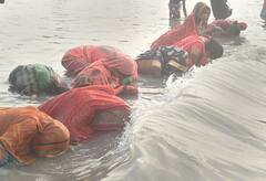 Ganga Sagar Mela 2022 : গঙ্গা ও সাগরের সঙ্গমে কেন মকর সংক্রান্তিতে স্নান করেন মানুষ? কী মাহাত্ম্য?