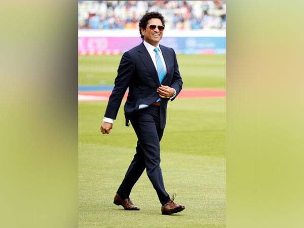 Huge milestone: Sachin Tendulkar on India's 1000th ODI match, know in details India's 1000th ODI: ''বিশাল মাইলস্টোন'', ওয়েস্ট ইন্ডিজের বিরুদ্ধে প্রথম ওয়ান ডে-র আগে কেন বললেন সচিন?