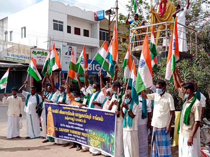 விவசாயத்திற்கு  தனி  மத்திய பட்ஜெட் வேண்டும் - பிள்ளையாருக்கு தேங்காய் உடைத்து காந்தி சிலையிடம் விவசாயிகள்மனு