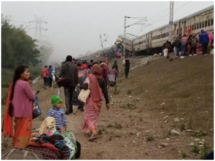 Guwahati-Bikaner Express derailed near Domohani in West Bengal, know in details बिकानेर एक्सप्रेसचा अपघात, 12 डबे रुळावरुन घसरले; तिघांचा मृत्यू, बचाव कार्याला सुरुवात 