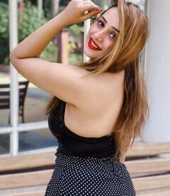 Rani Chatterjee Backless dress photos: ભોજપુરી એક્ટ્રેસ રાણી ચેટર્જીએ બેકલેસ ડ્રેસમાં શેર કરી તસવીરો