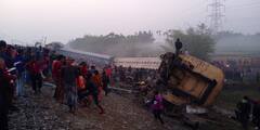 North Bengal Train Accident: উত্তরবঙ্গে ট্রেন দুর্ঘটনা, বেলাইন বিকানের এক্সপ্রেস, বহু হতাহতের আশঙ্কা | Bangla News