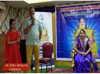 Annapoorani Arasu Amma: Her devotees experiences were recorded on Facebook Annapoorani Arasu Amma: ‛தினம் தினம் ‛மிராக்கிள்’ தரும் அம்மா...’ தீட்சை பெற்ற ‛குழந்தைகள்’ வாக்குமூலத்தை பதிவிட்ட அன்னபூரணி!