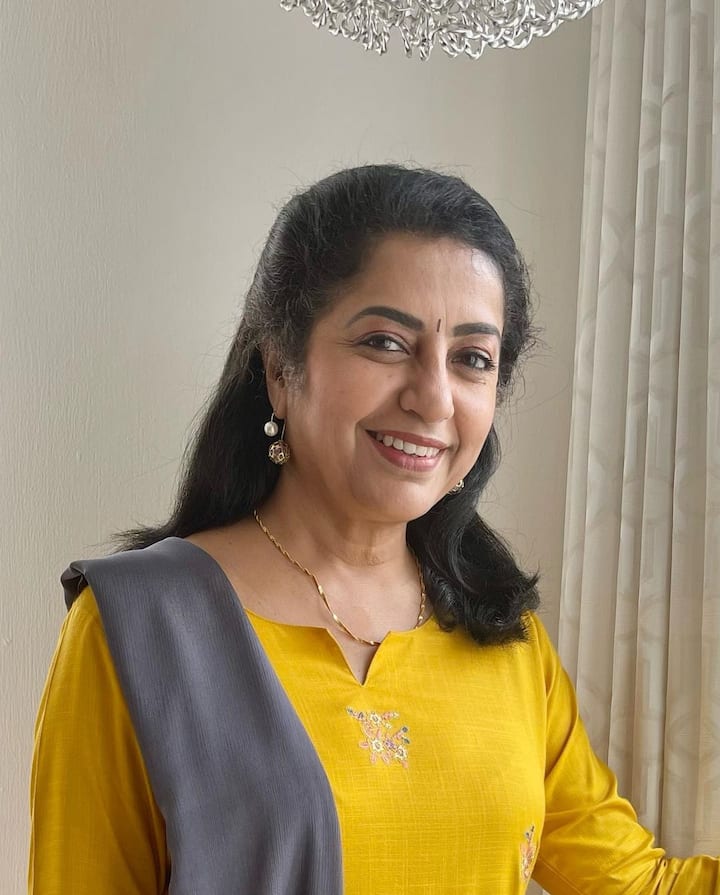 సుహాసిని (image credit : Suhasini /Instagram)