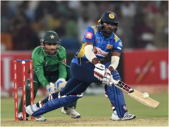 Sri Lanka's Bhanuka Rajapaksa took a U-turn on the decision to retire decide to play for country once again Sri Lanka के इस बल्लेबाज़ ने संन्यास के फैसले पर लिया यू-टर्न, सिर्फ 30 की उम्र में इंटरनेशनल क्रिकेट को कहा था अलविदा