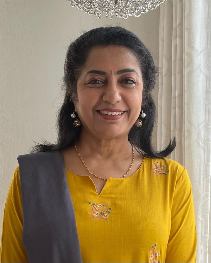 సుహాసిని (image credit : Suhasini /Instagram)