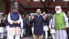 UP Election 2022 : Congress ने दीपक भाटी चोटी वाले को दीया टिकट | Hindi News