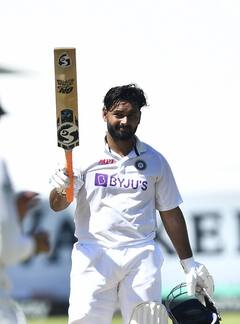 Rishabh Pant Records: ভেঙে গেল ধোনির রেকর্ড, পন্থের ব্যাট তৈরি করল নতুন নজির