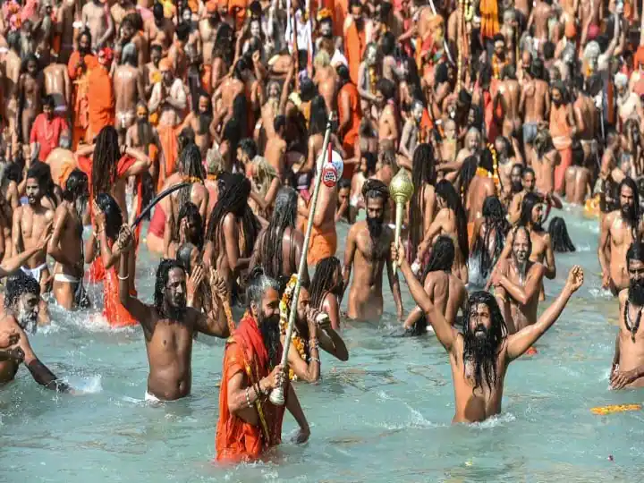 Prayagraj Magh Mela 2022: Magh's Mela Can Become Corona Super Spreader Prayagraj Magh Mela 2022: ਸੁਪਰ ਸਪ੍ਰੈਡਰ ਬਣ ਸਕਦਾ ਮਾਘ ਦਾ ਮੇਲਾ, ਅੱਜ ਲੱਖਾਂ ਲੋਕ ਲਾ ਰਹੇ ਨੇ ਆਸਥਾ ਦੀ ਡੁੱਬਕੀ