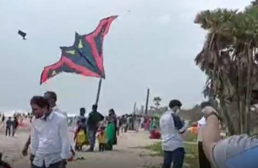 Konaseema Kite Festival: కోనసీమ ఓడలరేవు సముద్ర తీరంలో ఆకట్టుకున్న కైట్ ఫెస్టివల్