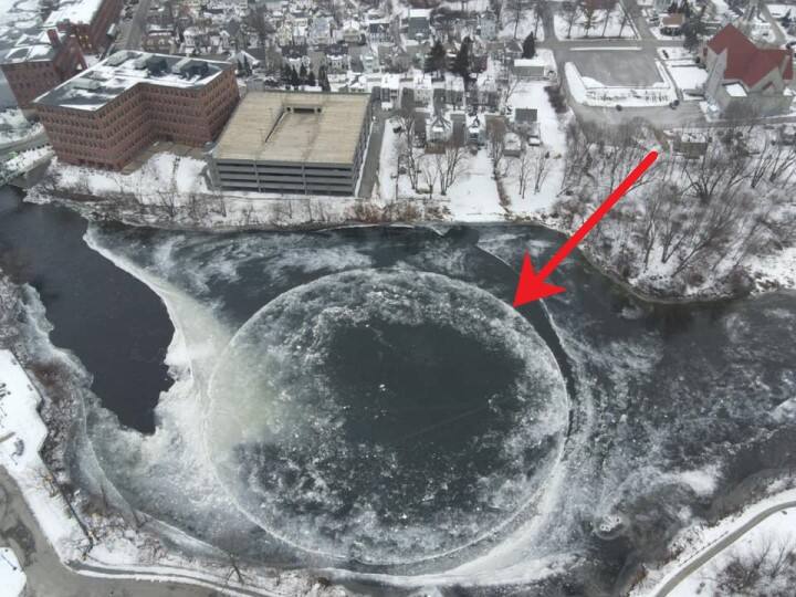 Ice Disk In US: వామ్మో.. ఇలా ఉందేంటి? అమెరికన్లను వణికిస్తున్న ‘ఐస్ డిస్క్’.. రెండేళ్ల తర్వాత మళ్లీ ప్రత్యక్షం Giant Rotating Ice Disk In US River Is Back After 2 Years, Photos Goes viral Ice Disk In US: వామ్మో.. ఇలా ఉందేంటి? అమెరికన్లను వణికిస్తున్న ‘ఐస్ డిస్క్’.. రెండేళ్ల తర్వాత మళ్లీ ప్రత్యక్షం