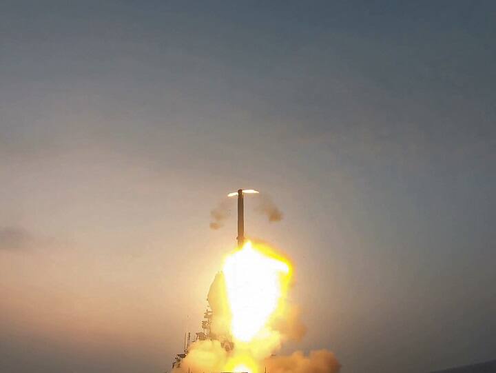 BrahMos supersonic cruise missile India successfully testfired off coast Odisha in Balasore BrahMos Missile Test: উন্নত প্রযুক্তির ব্রহ্মোস সুপারসনিক ক্রুজ মিসাইলের পরীক্ষামূলক উৎক্ষেপণ