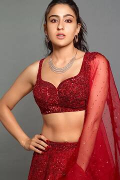 સારા અલી ખાનથી લઇને આર્યન ખાન સુધી, બોલિવૂડના આ સ્ટાર કિડ્સે કેટલો કર્યો છે અભ્યાસ