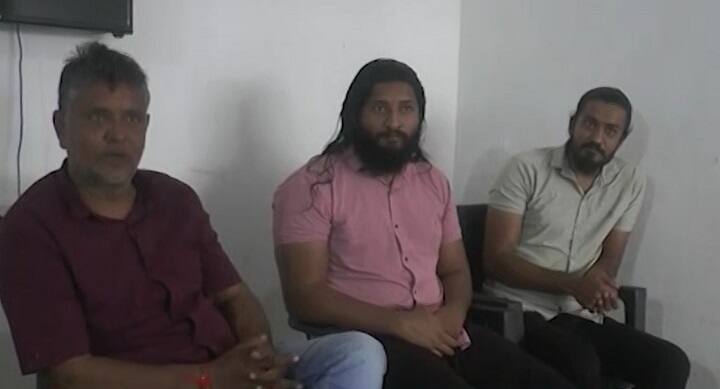 Two wrestler brothers from Patan have made Gujarat famous in the world of wrestling પાટણના રેસલર બંધુઓનું તૂટી રહ્યુ છે સપનું, ભાડાના ઘરમાં રહેવા મજબૂર પરિવાર