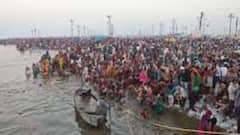 Prayagraj के माघ मेले में कोरोना विस्फोट, महामारी के दौर में मेला जरूरी क्यों? Namaste Bharat Full