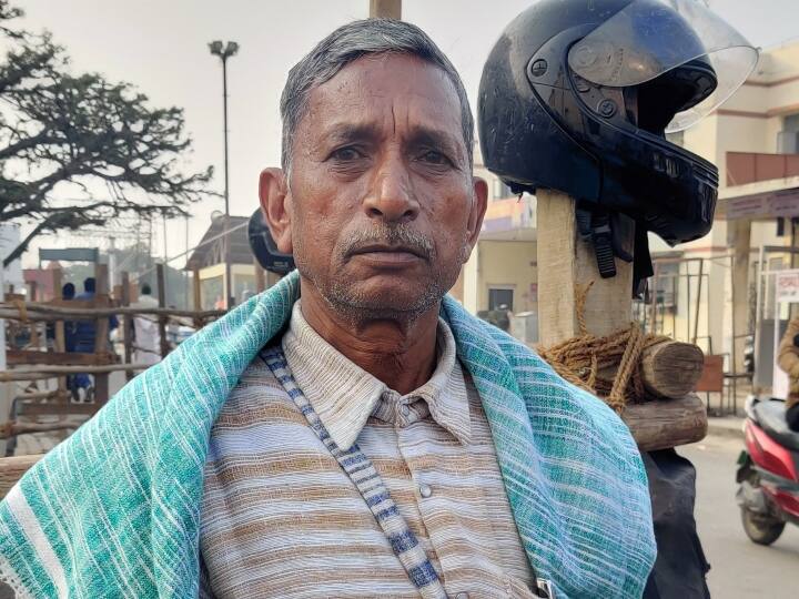 UP Election: हर बार हार के बावजूद फिर मैदान में हसनूराम, राष्ट्रपति का भी लड़ चुके हैं चुनाव Agra Despite the defeat every time Hasnooram is again contasting assembly elections ANN UP Election: हर बार हार के बावजूद फिर मैदान में हसनूराम, राष्ट्रपति का भी लड़ चुके हैं चुनाव