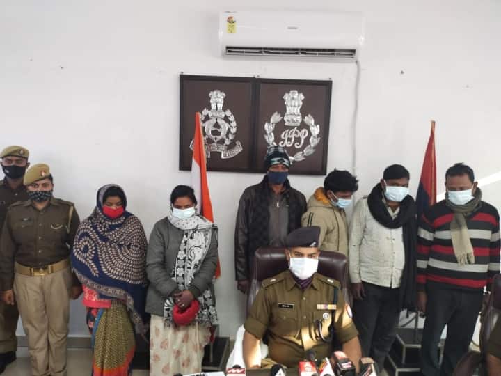 Azamgarh: पुलिस की कार्रवाई में जाली नोट छापने के कारोबार का खुलासा, महिलाओं के साथ ये अभियुक्त हुए गिरफ्तार