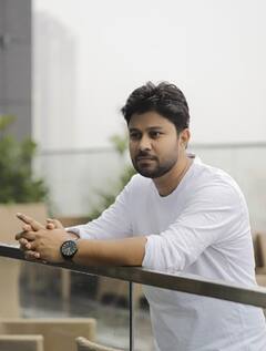 Ekla Ghar first look: প্রকাশ্য়ে সৌম্য়জিত আদকের ছবি 'একলা ঘর'-এর ফার্স্ট লুক