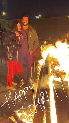 Katrina Kaif & Vicky Kaushal: పెళ్లి తర్వాత కత్రీన తొలి పండుగ... సంతోషంగా!